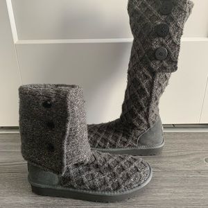 New. Ugg Classic Cardy Lattice Boots. Size 9